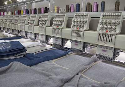 从1300元地摊到亿万纺织帝国 一位服装批发大亨的创业传奇